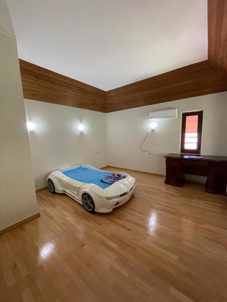 Rare House With Garden Villa Tbilisi Ngoại thất bức ảnh